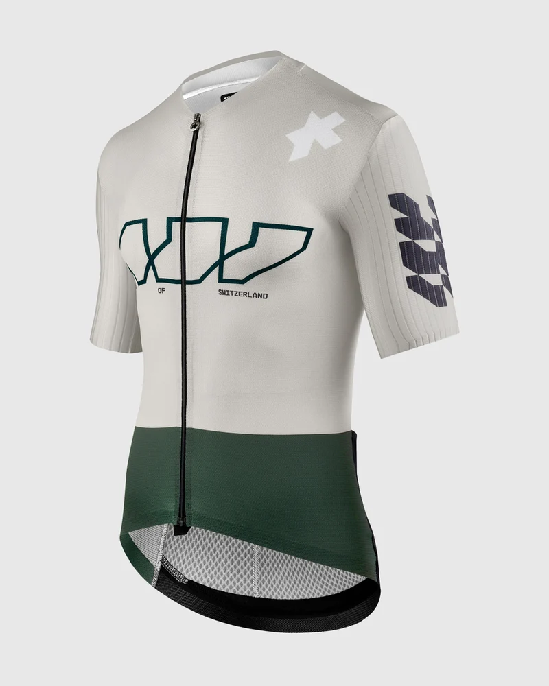 Assos Equipe RS Something To Say Kurzarm Radtrikot Mann Almond Milk