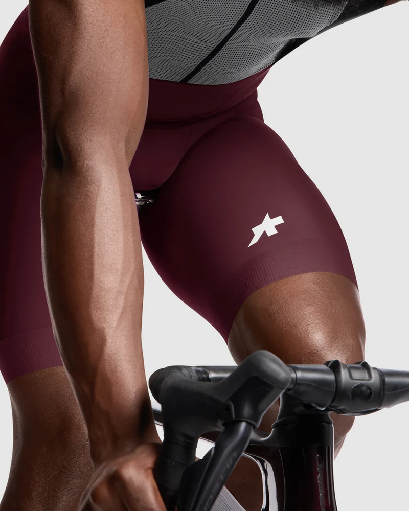 Assos Kurze Radhose Mille GT S11 Mann Burgundy Red