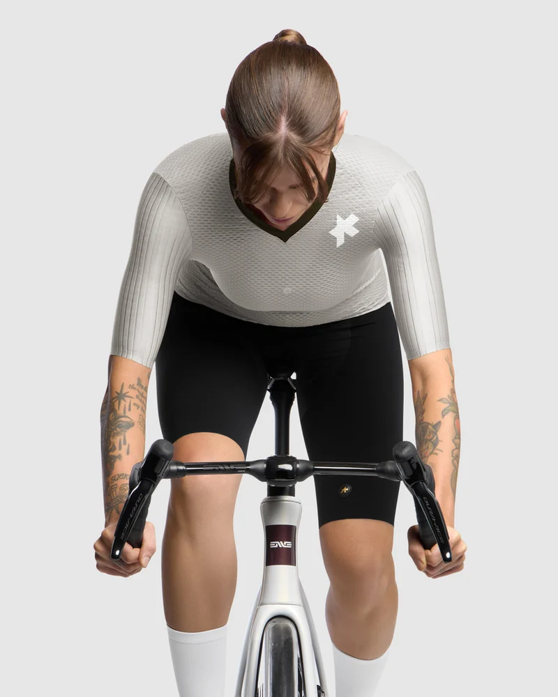 Assos Dyora RSV S11 Kurzarm Radtrikot Damen Almond Milk
