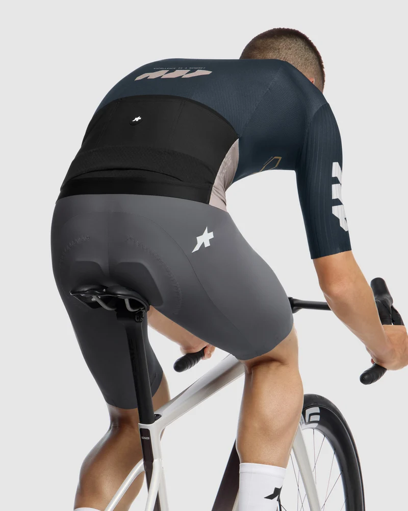 Assos Equipe RS Something To Say Kurzarm Radtrikot Mann Excellence Blue