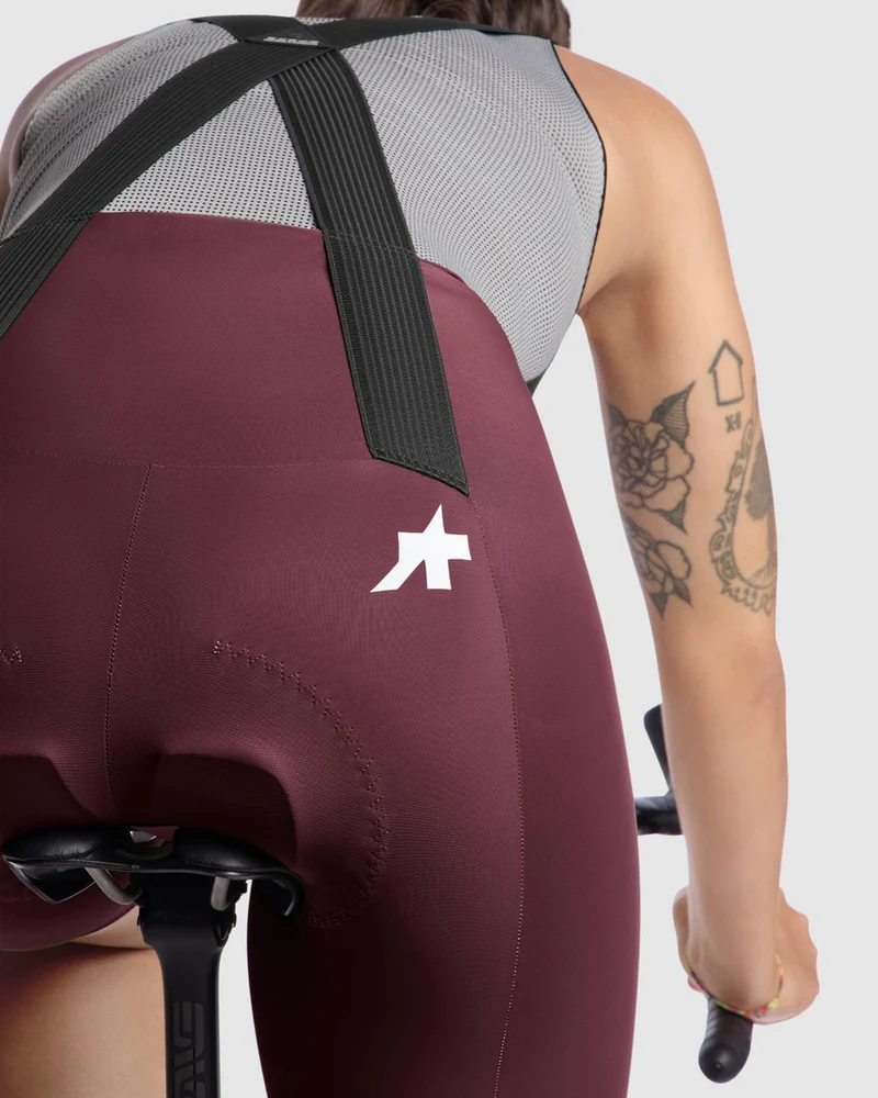 Assos Kurze Radhose Uma GT S11 Damen Burgundy Red