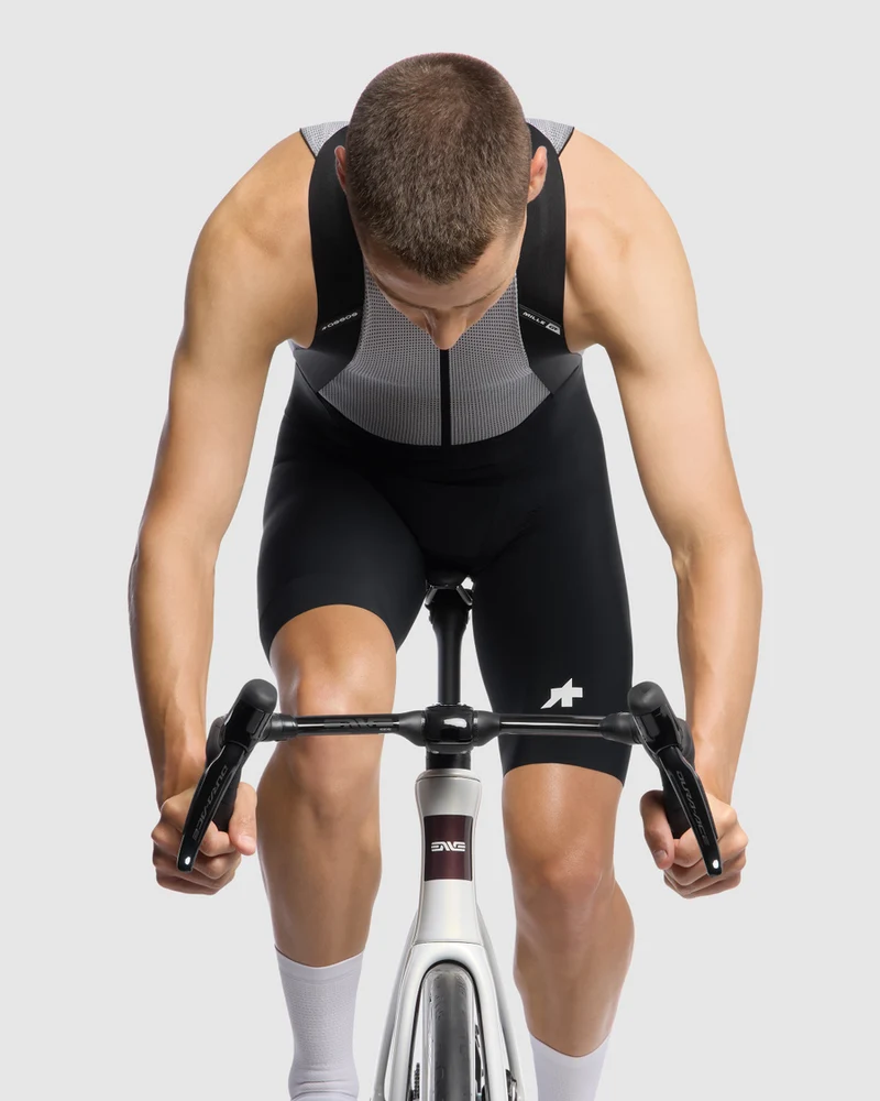 Assos Kurze Radhose Mille GT S11 Mann Black Series