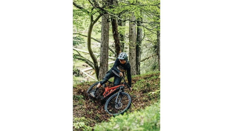 Abus MoDrop MTB-Helm wildberry red