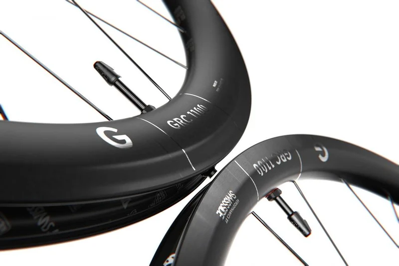 DT Swiss Laufrad GRC 1100 DICUT 29" 622 x 30 mm Schwarz - leichtes Carbon-Gravelrad