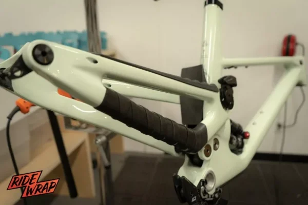 RideWrap Kettenstreben-Schutz