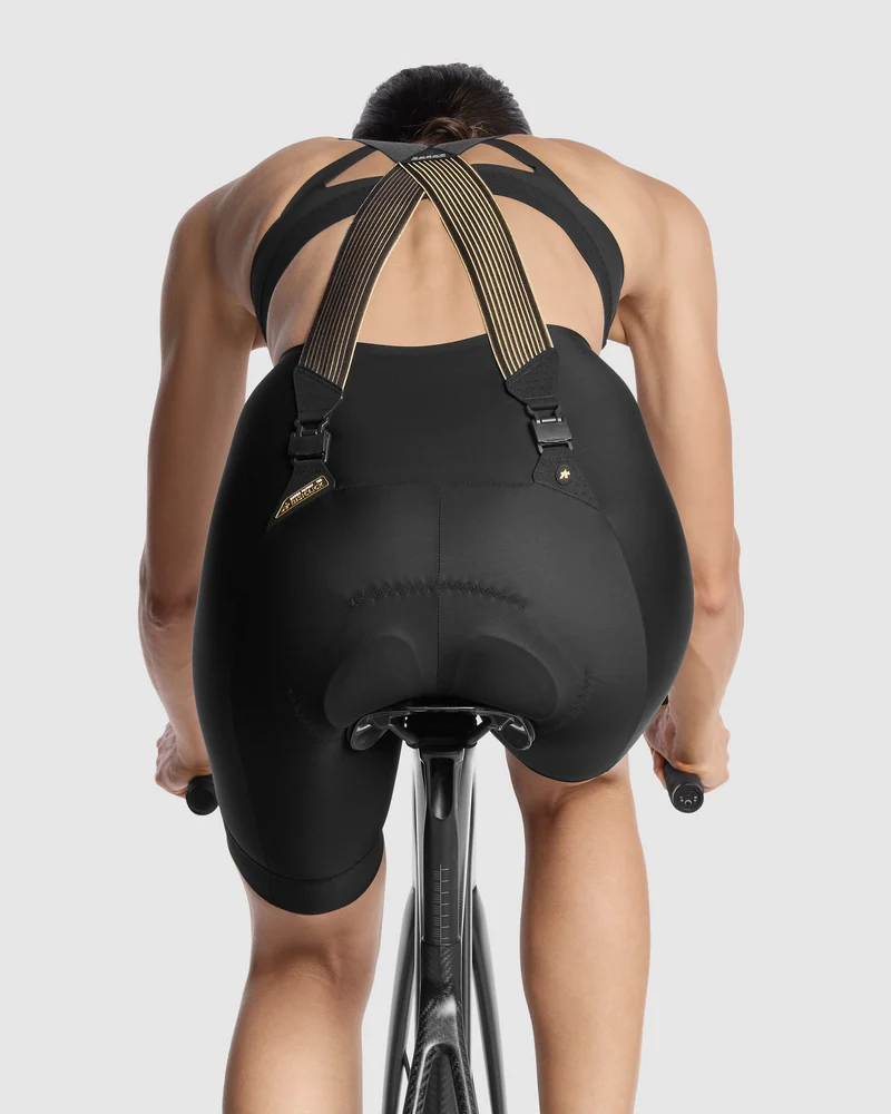 Assos Uma GTV Lätzchen Shorts C2 Evo Schwarz