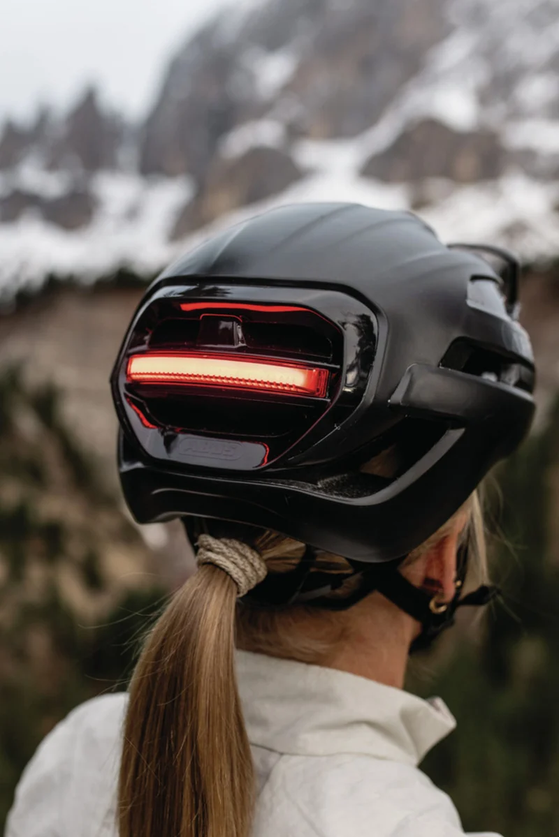 Abus Taipan LED Rennrad-Helm graphite silver