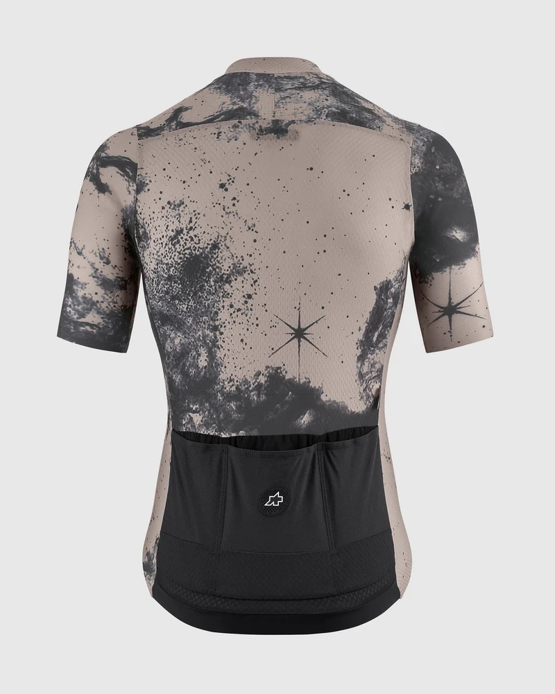 Assos Mille GT Trikot S11 Raum Reise Düne Sand