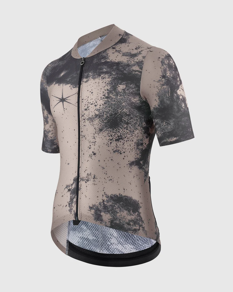 Assos Mille GT Trikot S11 Raum Reise Düne Sand
