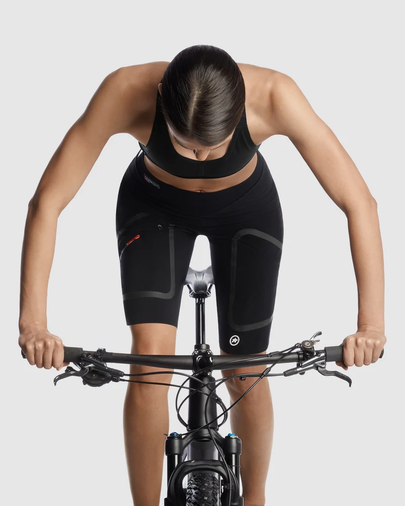 Assos Pfad Taktik Damen Ladung Shorts T3 Schwarz Serie