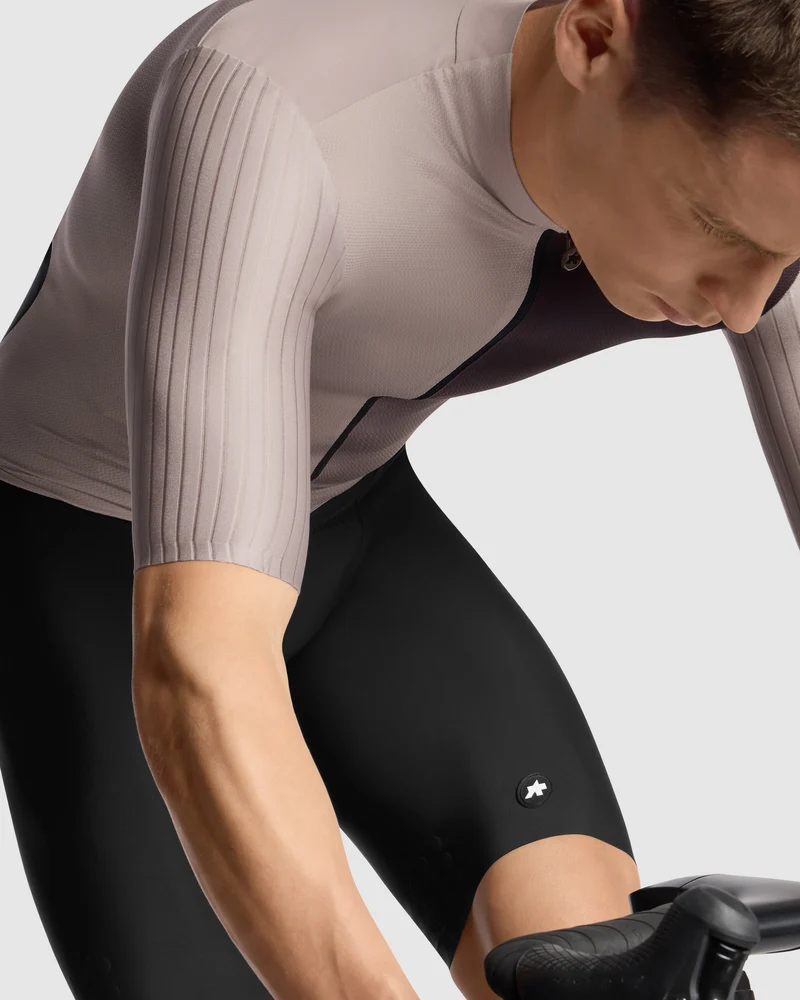 Assos Equipe RS Trikot S11 Düne Sand