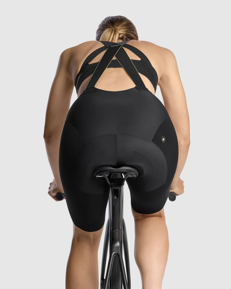 Assos Dyora RSV Lätzchen Shorts S11 Schwarz Serie