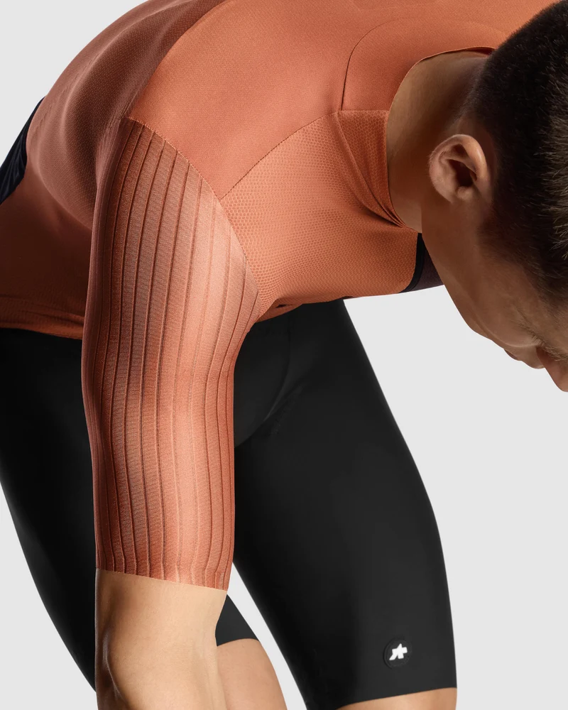 Assos Equipe RS Trikot S11 Rostig Braun
