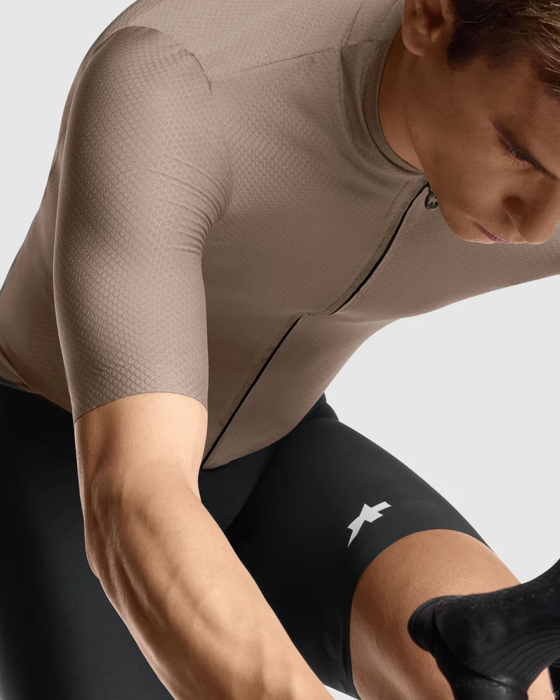 Assos Equipe R Trikot S11 Terra Sand