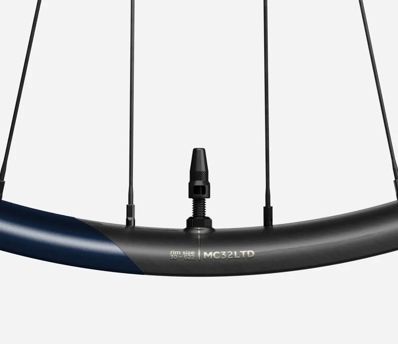 Oquo Mtb Hinterrad MC32LTD XD 29 Metallic Navy Blue