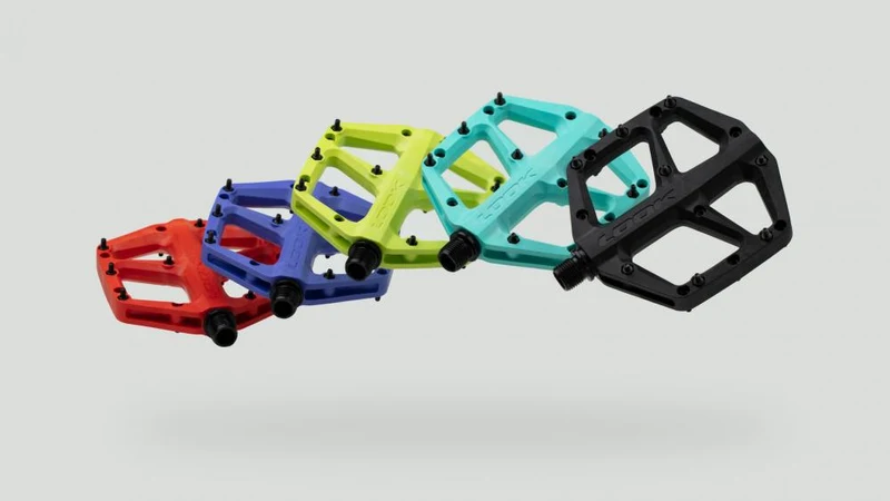 LOOK Plattformpedale Trail Fusion schwarz, Composite Körper, Chromoly-Achse, 8 austauschbare Pins pro Seite, 107 × 105 mm, 1 Paar