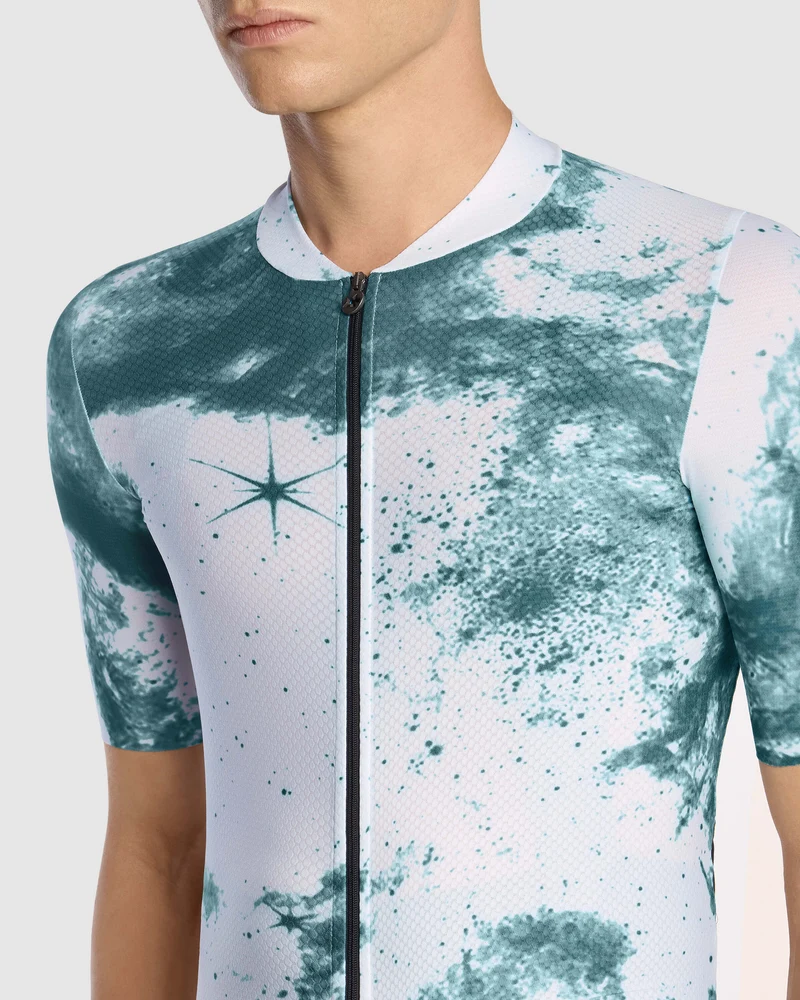 Assos Mille GT Trikot S11 Raum Reise Stiftung Grün