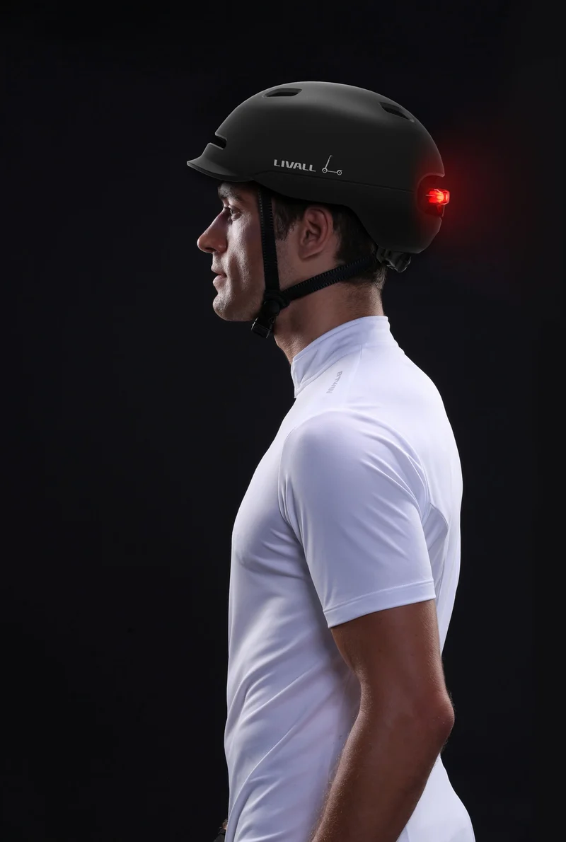 Livall C20 Neo Smart-Helm schwarz matt