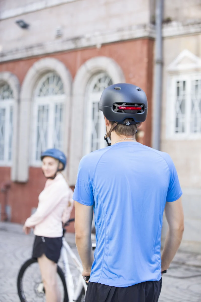 Livall C20 Neo Smart-Helm schwarz matt