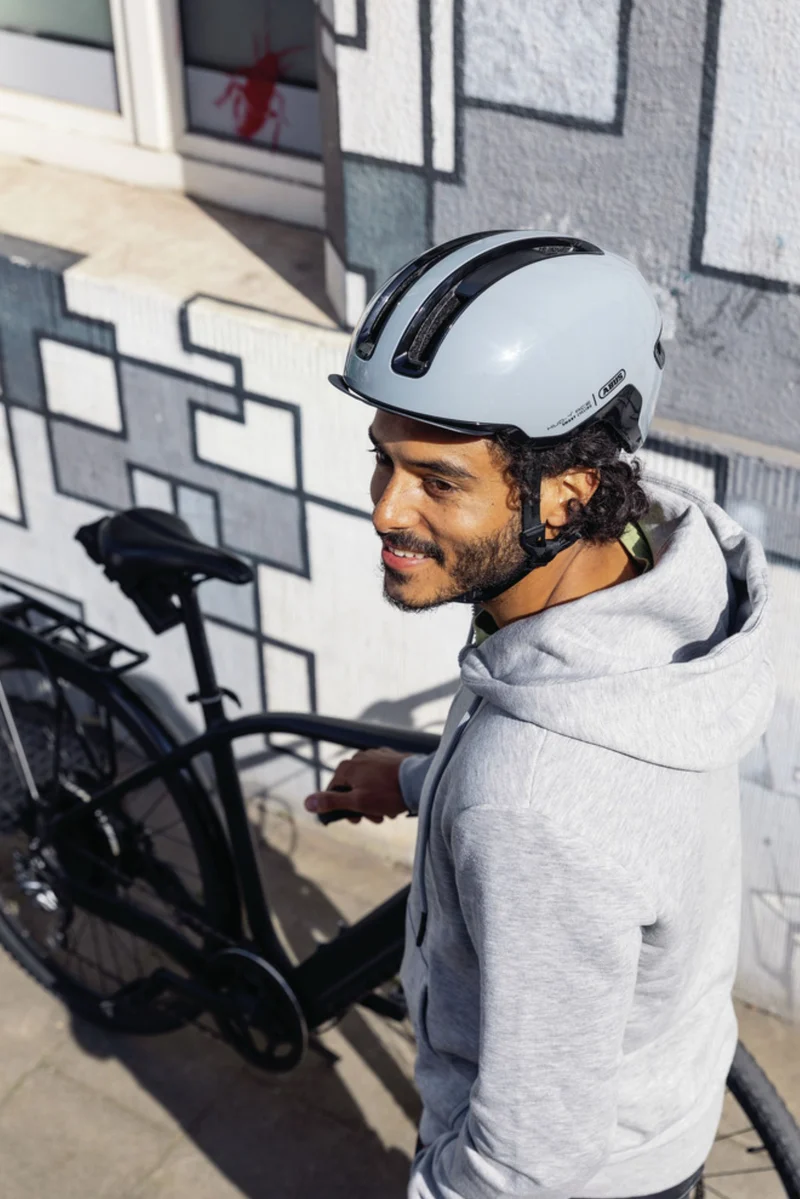 Abus Hud-Y Helm puristic