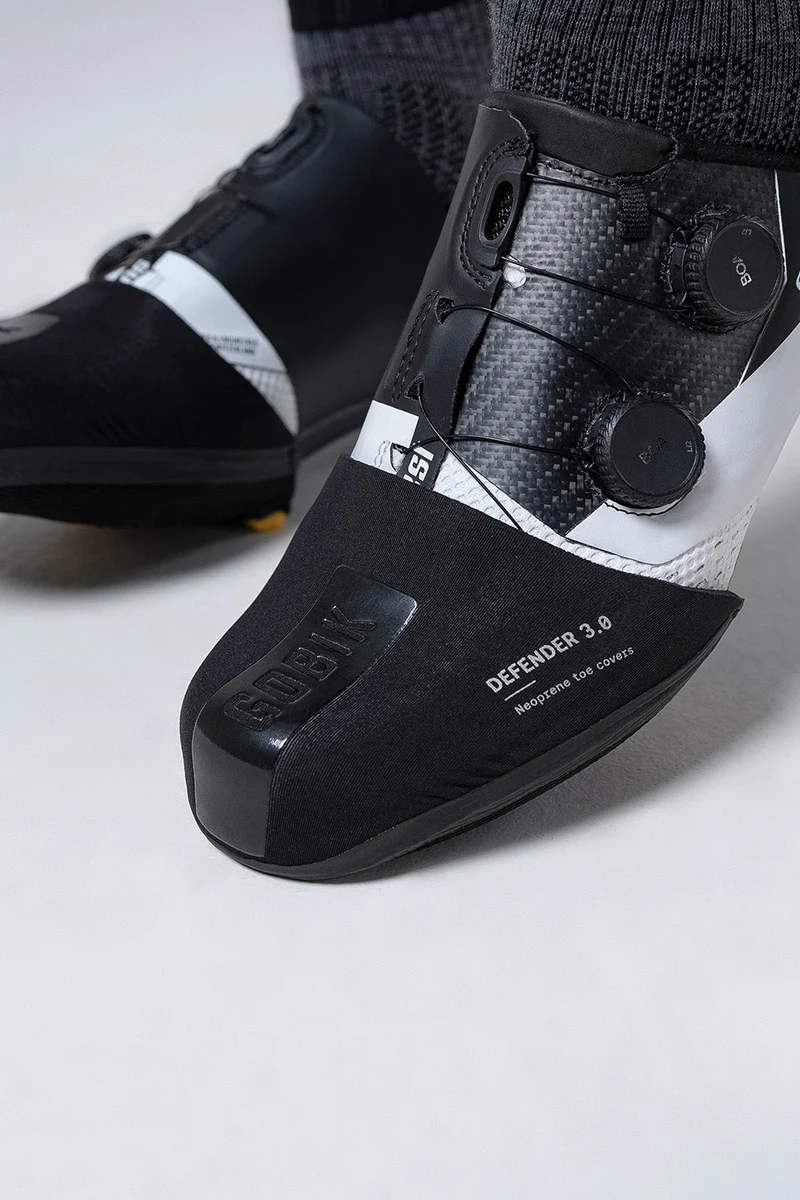 Defender 3.0 Toe Covers Gobik Unisex Pitch Black