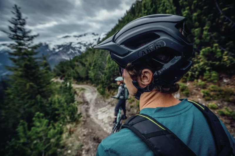 Abus CliffHanger MTB-Helm iced mint