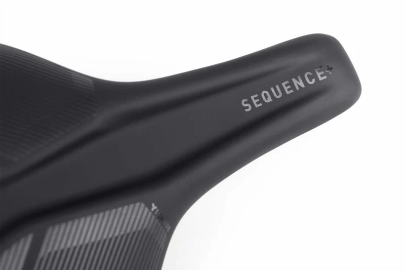 Cube Natural Fit Sattel Sequence+ black