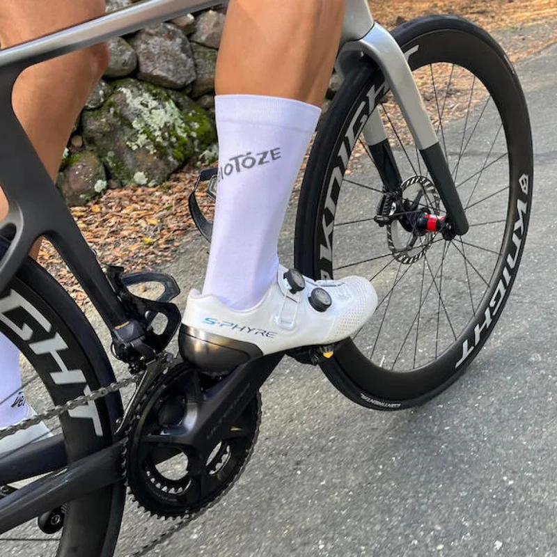 VeloToze Socken Leightweight weiß L/XL (43/47) Weiß - ultraleichte Radsocken für maximale Performance